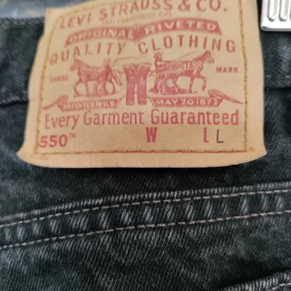 Levi's 550 Relaxed fit tapered leg black jeans woman size 12 - Picture 4 of 6